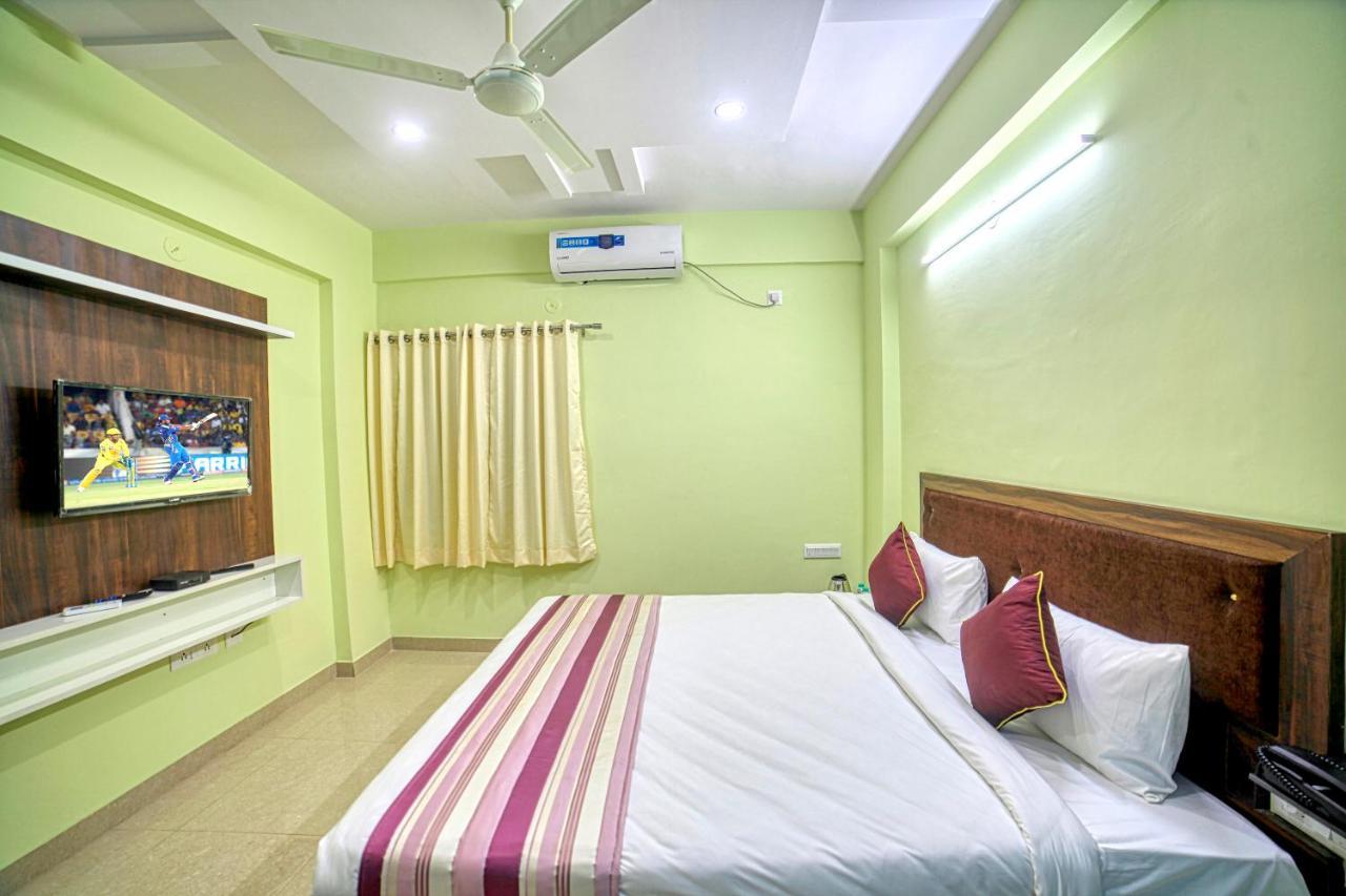 Redkey Inn Hotel Near Bangalore Airport Airport Pickup & Drop Available 24X7 Yelahanka Zewnętrze zdjęcie